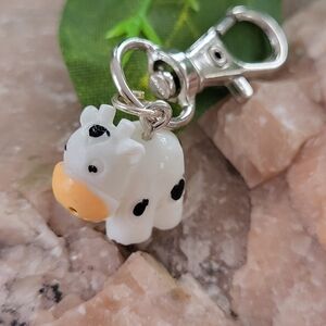 Teeny Tiny Cow Keychain/Zipper Pull